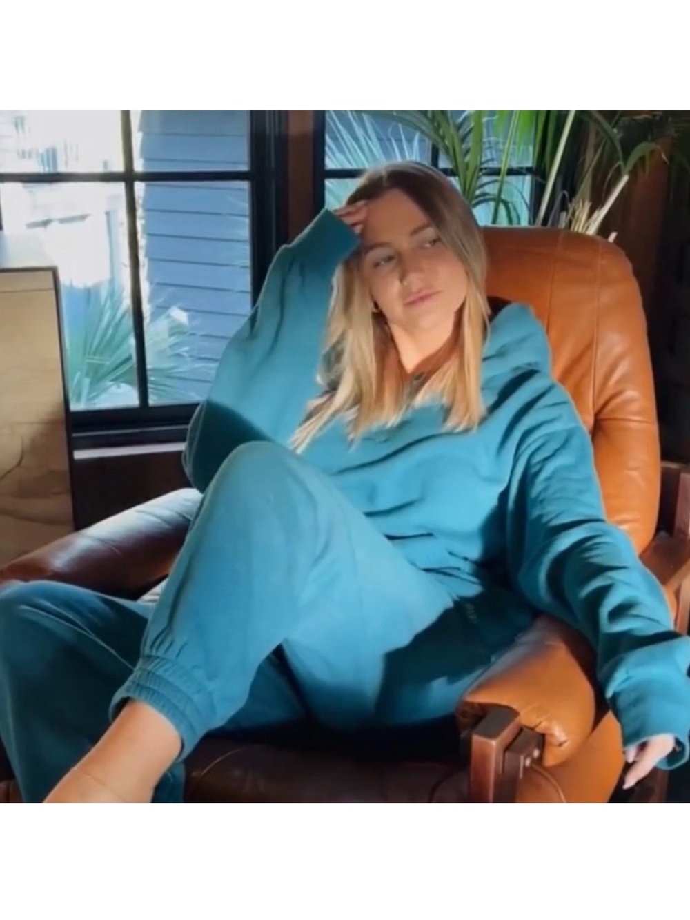 Tribe Kelley Butter Hoodie Jogger jewel Size Medium